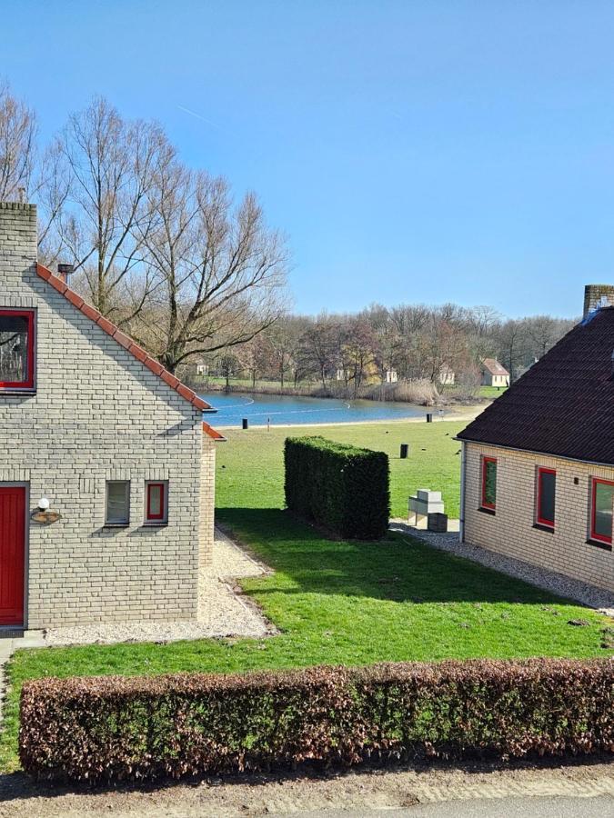 7 Person House With Garden, Firepit, Swimming Lake, Hammock, Child Friendly, In- And Outside Playground, Slide, And Great Coffee Ewijk المظهر الخارجي الصورة